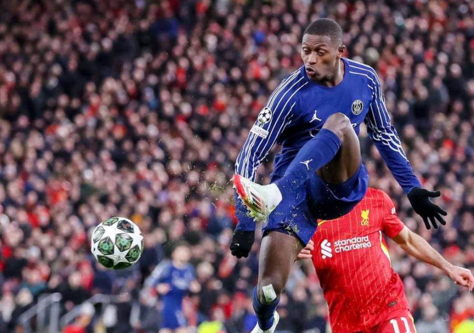 九游娱乐-萨拉赫状态火爆，亚冠八强战对阵那不勒斯，巴黎圣日耳曼力争连败(巴萨对巴黎6比5全场回放)