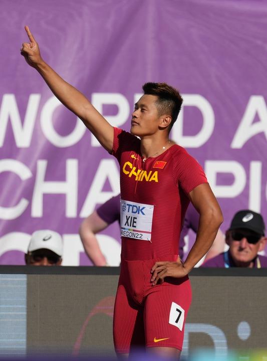  谢震业妻子照片 